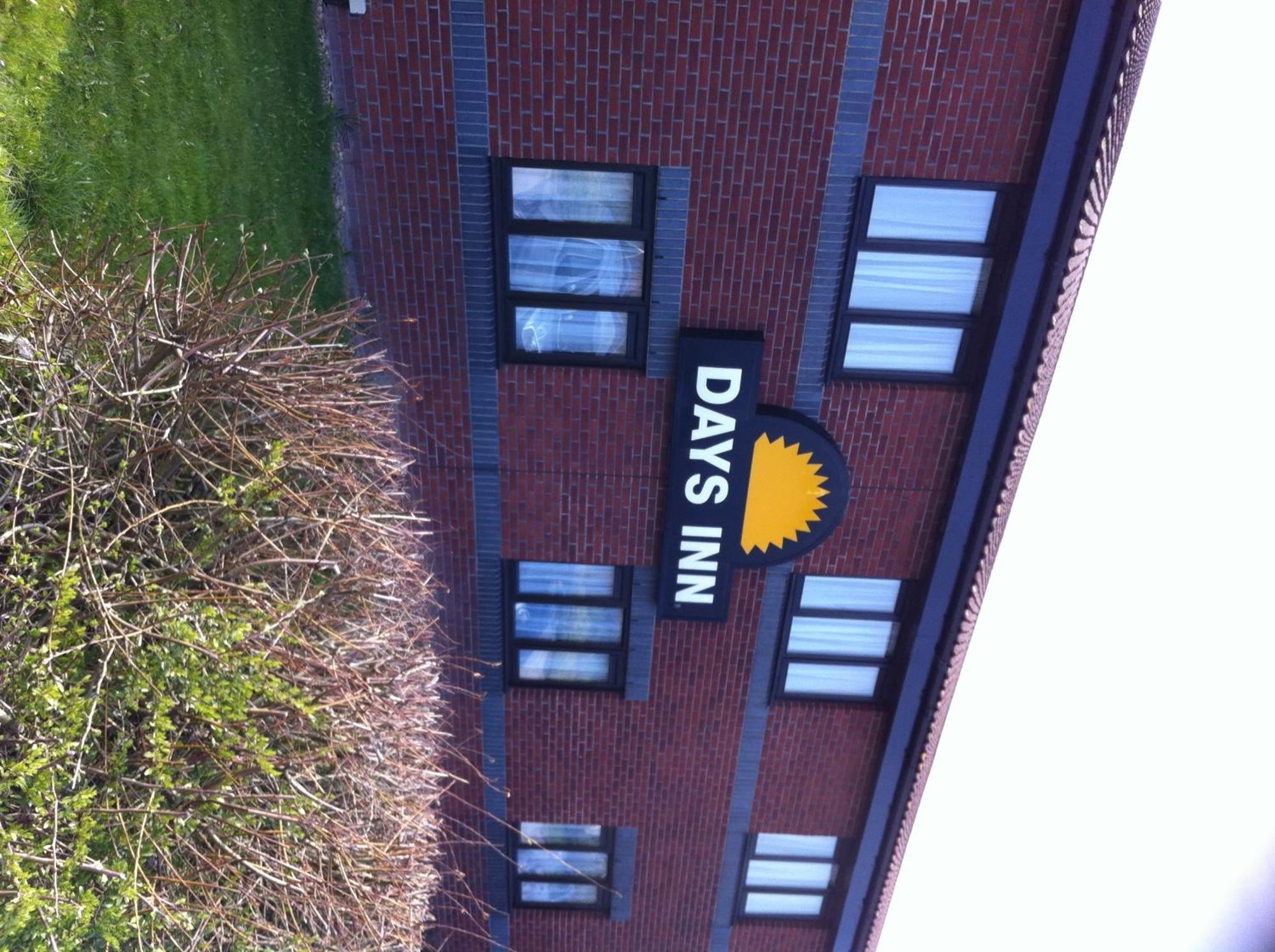 Days Inn Hotel Sheffield South Harthill Kültér fotó