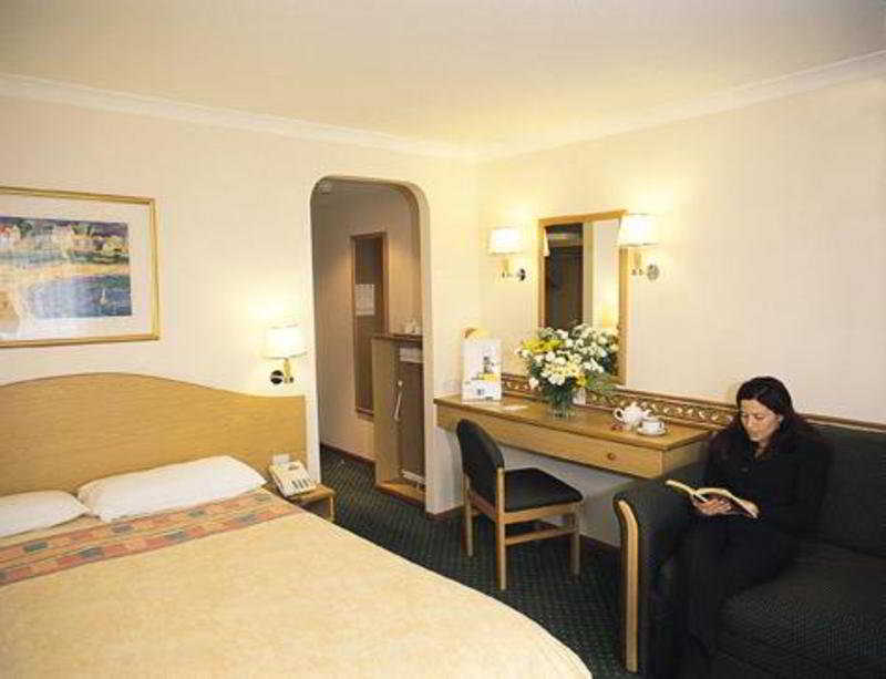 Days Inn Hotel Sheffield South Harthill Kültér fotó